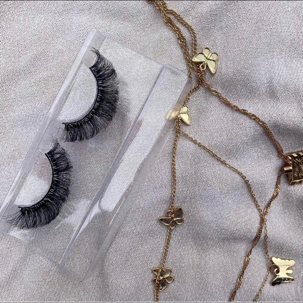 Custom Strip Lashes - Picture 11 of 15